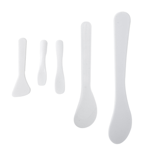 Different Types of Spatulas Used for Cosmetic