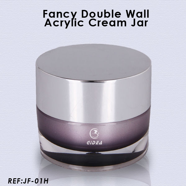 Round acrylic jars for cosmetics