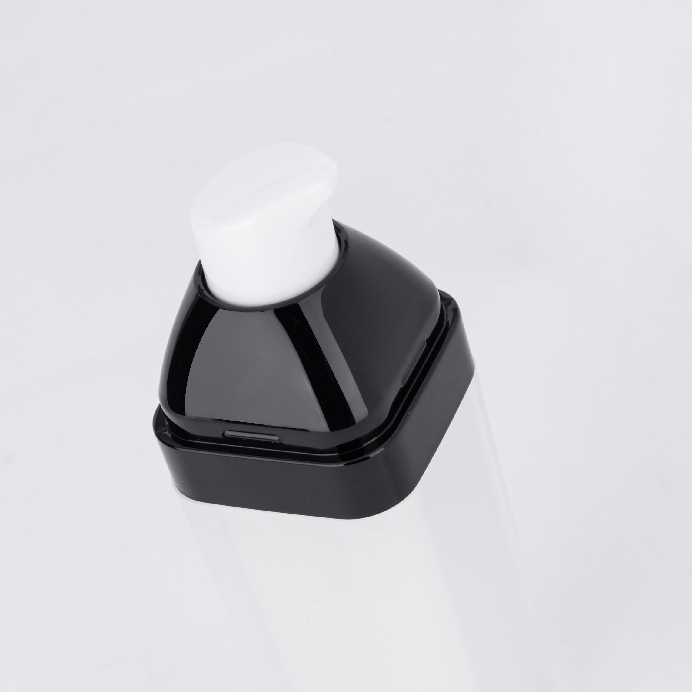 15ml 30ml 50ml Square White Acrylic Airless Bottle